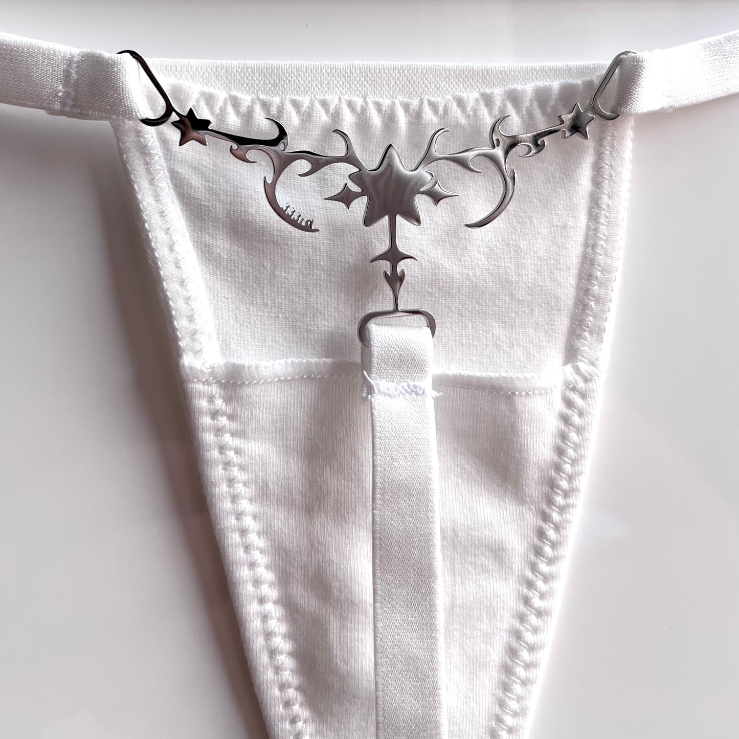 Stargirl Thong ⋆ White