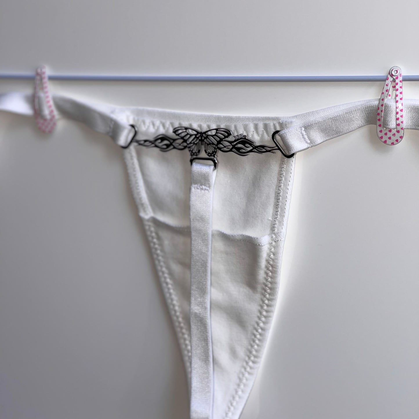 Butterfly Tattoo Thong ⋆ White
